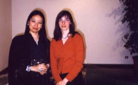 Con l'artista Oki Izumi